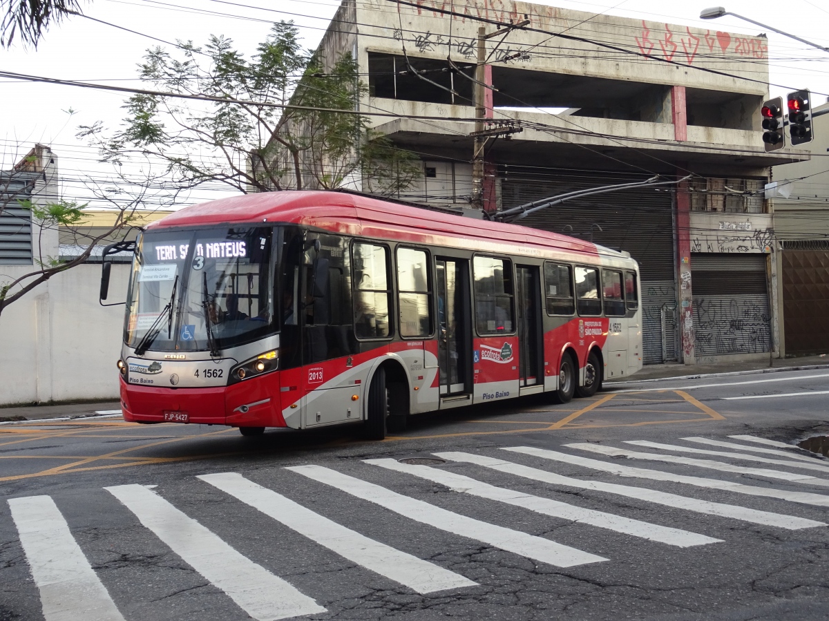 Сан-Паулу, Caio Millennium BRT № 4 1562