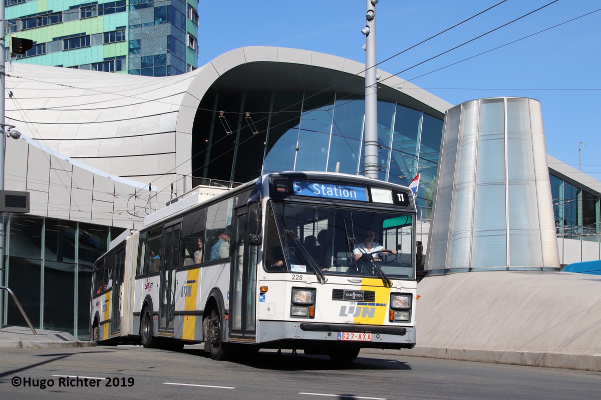 Арнем, Van Hool AG 280T № 11 (228)