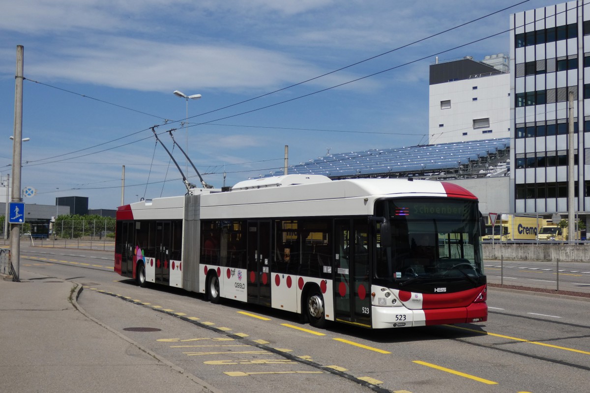 Фрибур, Hess SwissTrolley 3 (BGT-N2C) № 523
