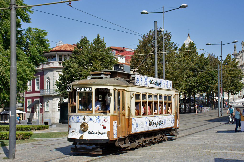 Porto, CCFP/Brill 2-axle motor car nr. 220