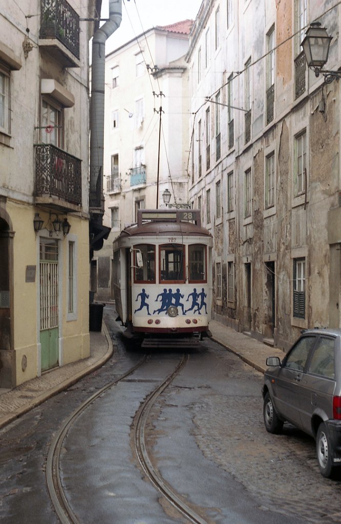 Лиссабон, Carris 2-axle motorcar (Standard) № 727