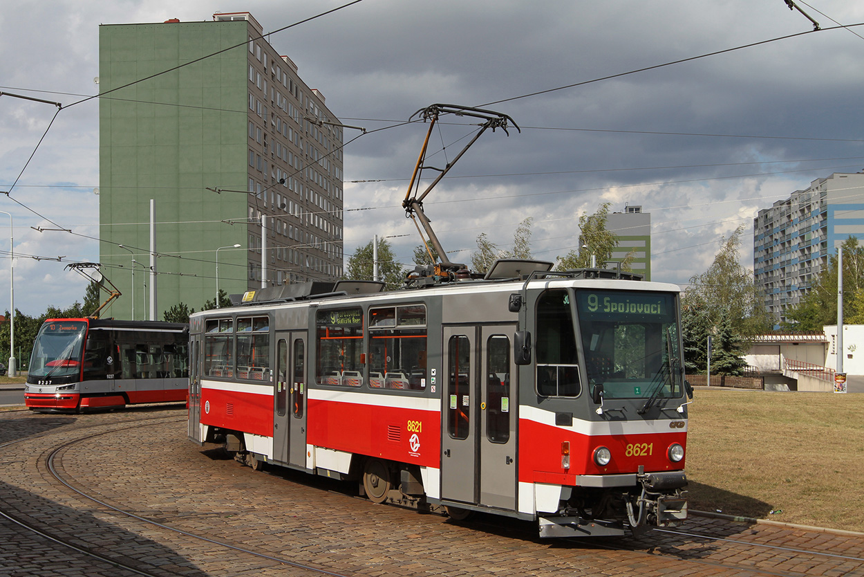 Praha, Tatra T6A5 č. 8621