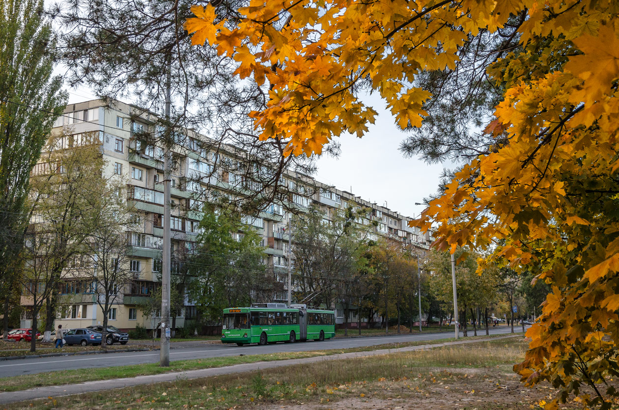 Kyjev — Trolleybus lines: Left bank