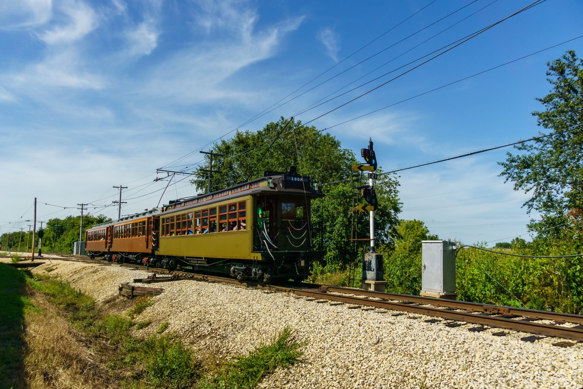 Юнион, ACF прицепной № 1268; Юнион, ACF моторный № 1797; Юнион, Pullman моторный № 24