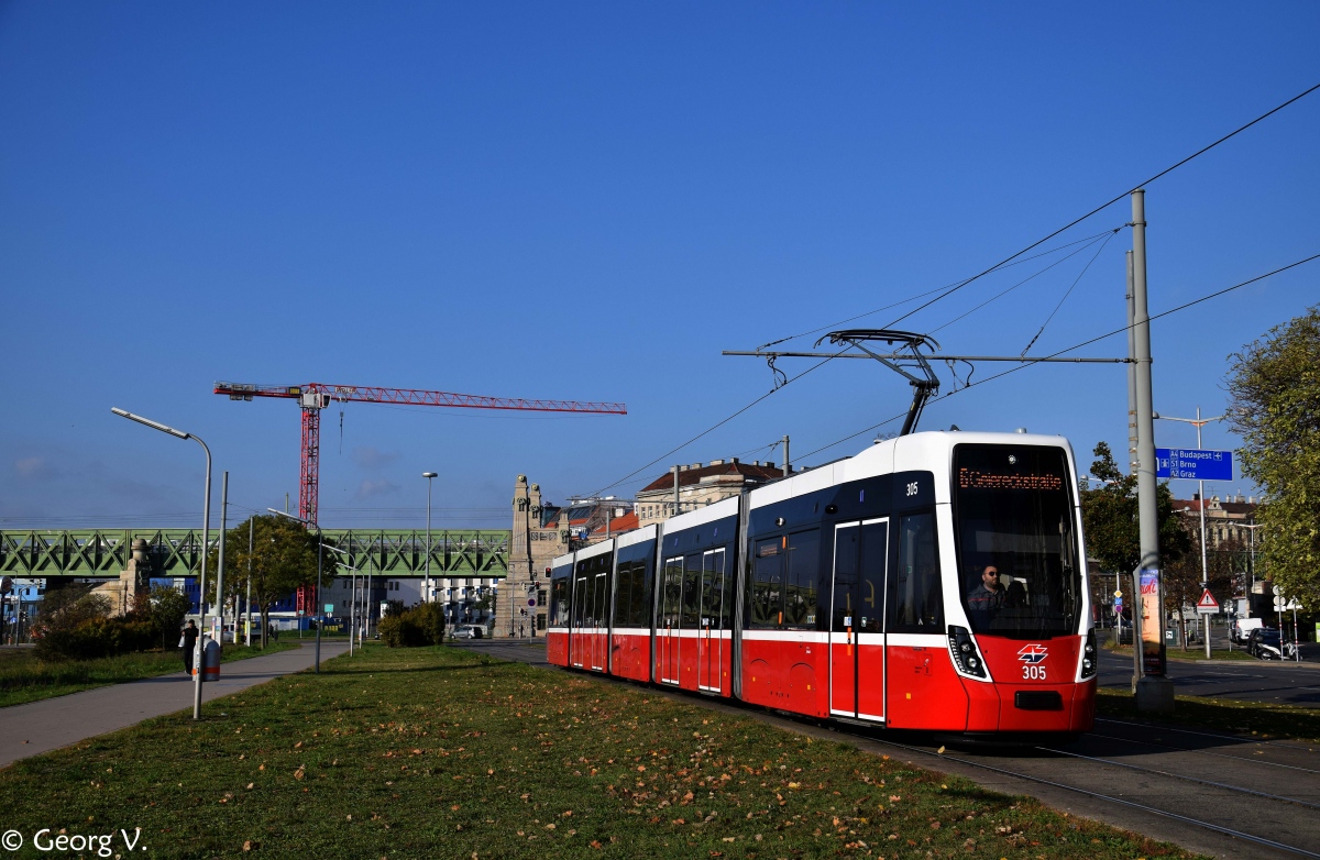 Вена, Bombardier Flexity Wien (Type D) № 305