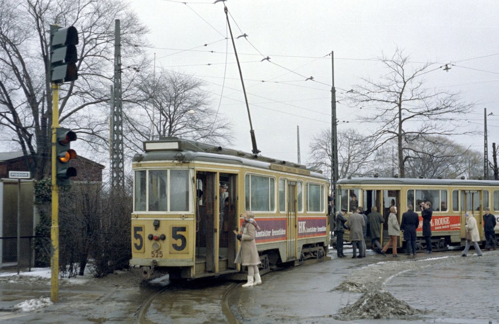 Copenhagen, KS Lunding 4-axle motor car č. 525