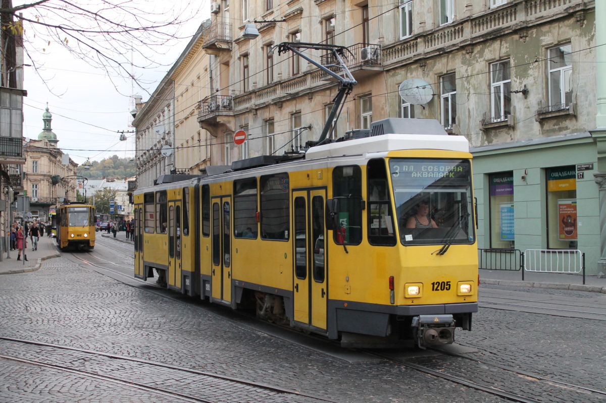 Львов, Tatra KT4DM № 1205