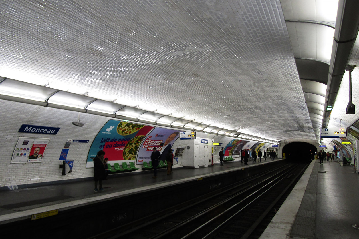Paris - Versailles - Yvelines — Metropolitain — Line 2