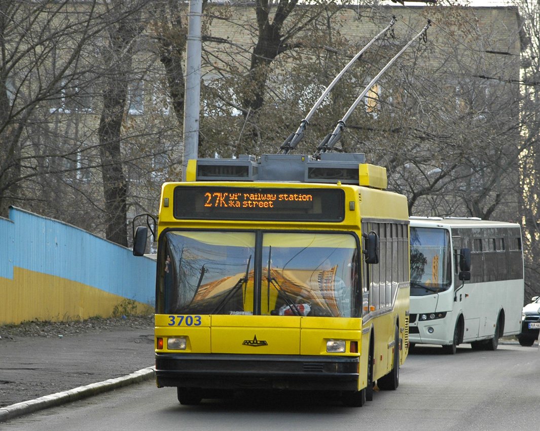 Киев, МАЗ-103Т № 3703