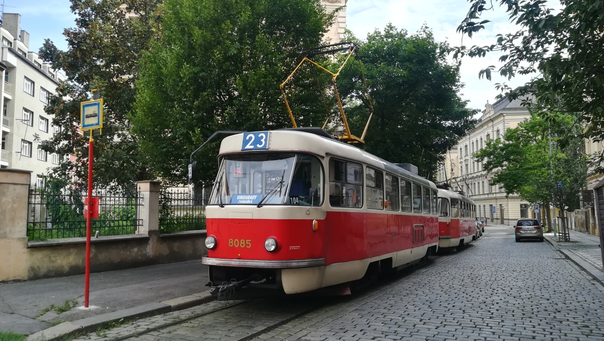 Прага, Tatra T3M № 8085; Прага, Tatra T3M № 8013