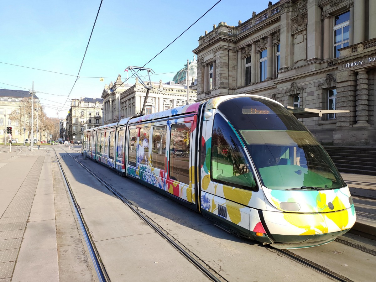 Страсбург, Bombardier Eurotram (Flexity Outlook) № 1035