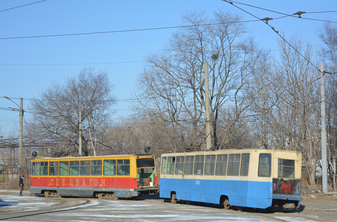 Владивосток, 71-605А № 09; Владивосток, 71-608К № 311