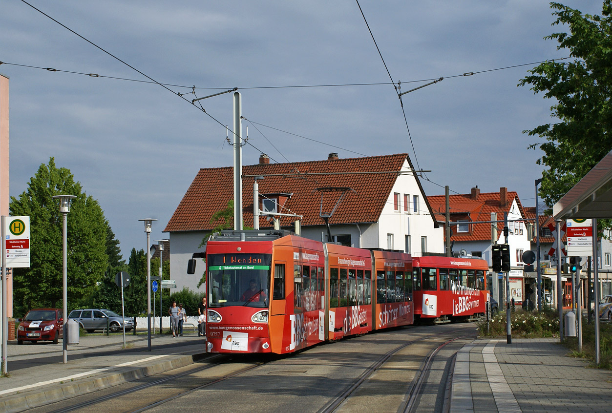 Брауншвейг, Alstom NGT8D № 0757; Брауншвейг, Duewag B4 № 7471