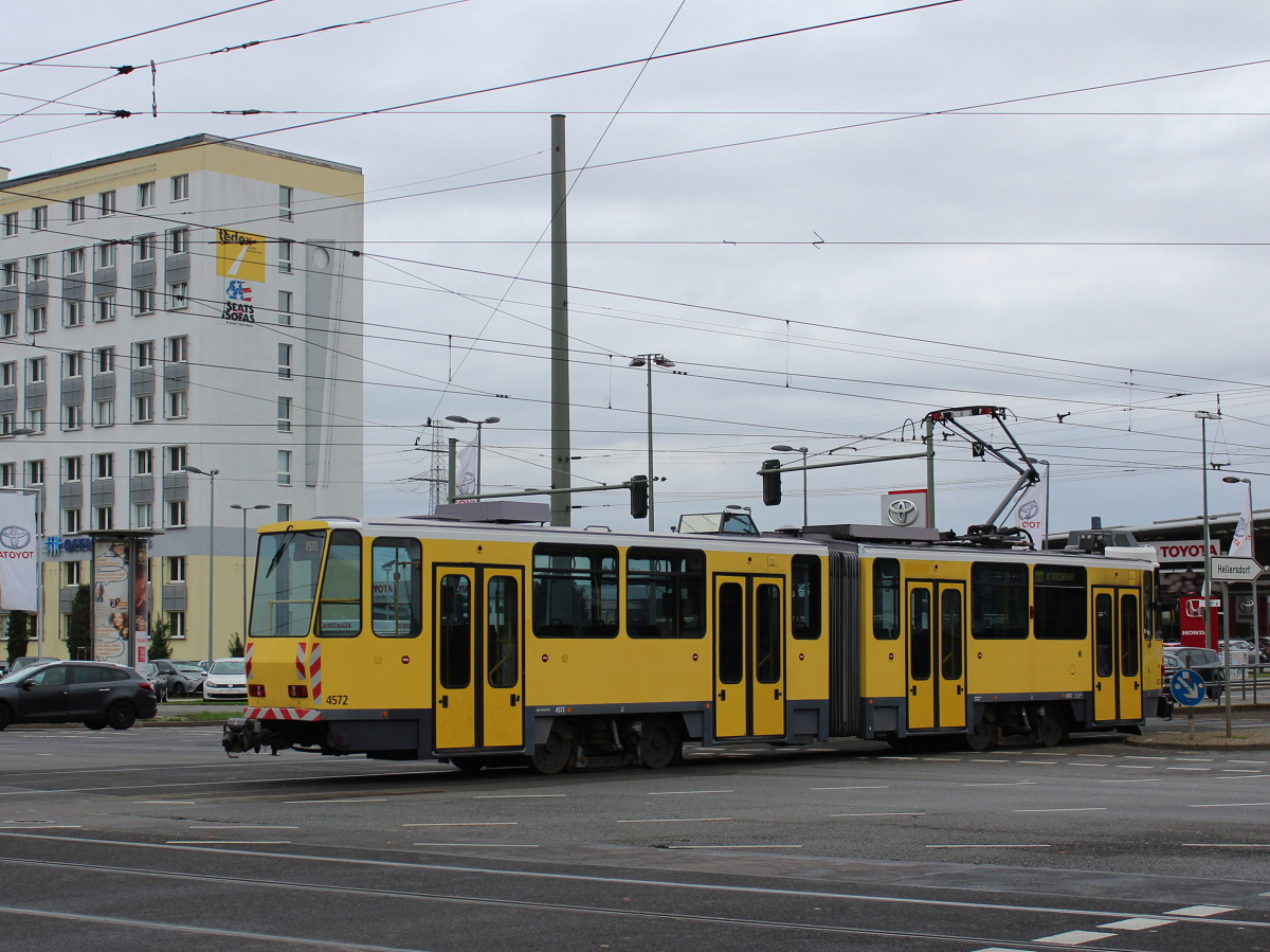 Berlin, Tatra KT4DM N°. 4572