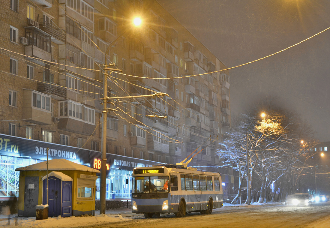 Владивосток, ЗиУ-682Г-016.02 № 253; Владивосток — Снегопады