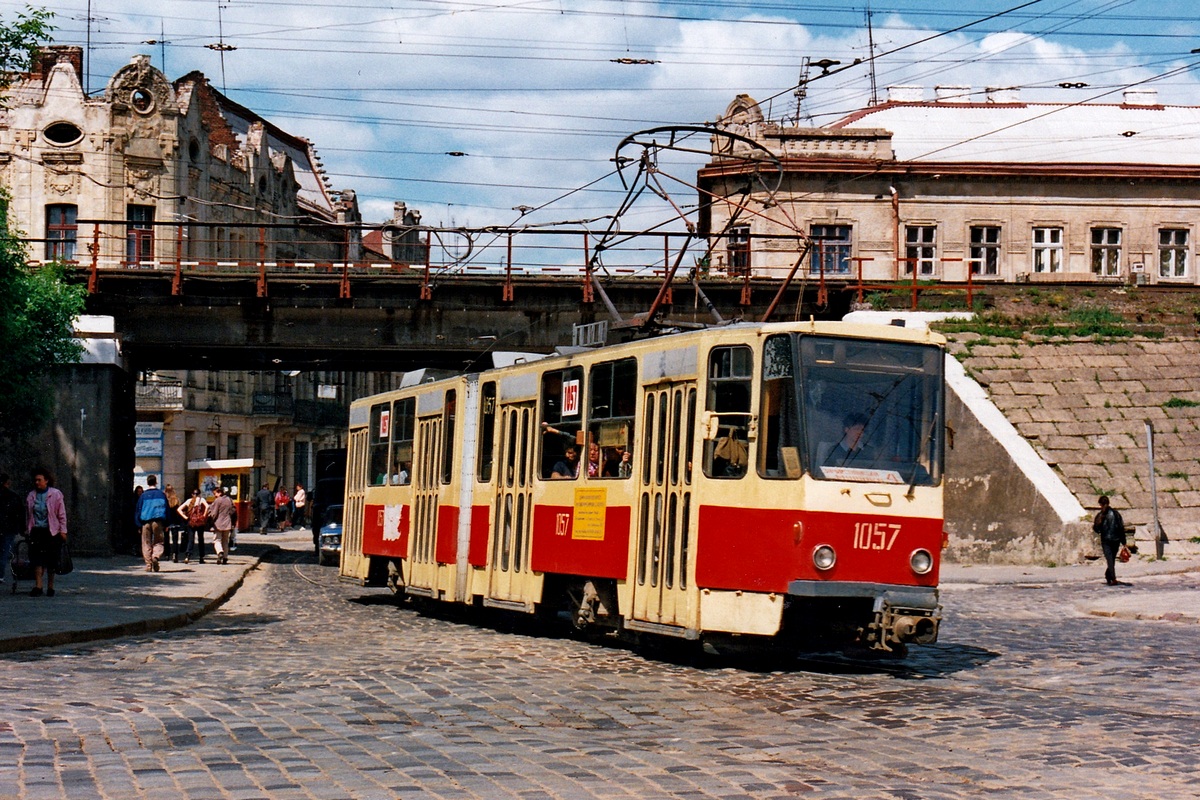 Львов, Tatra KT4SU № 1057