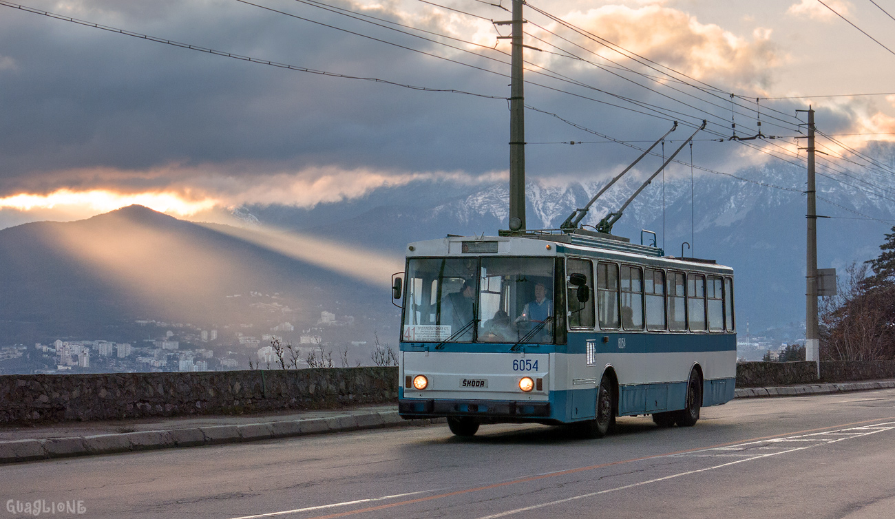 Krimski trolejbus, Škoda 14Tr02/6 č. 6054