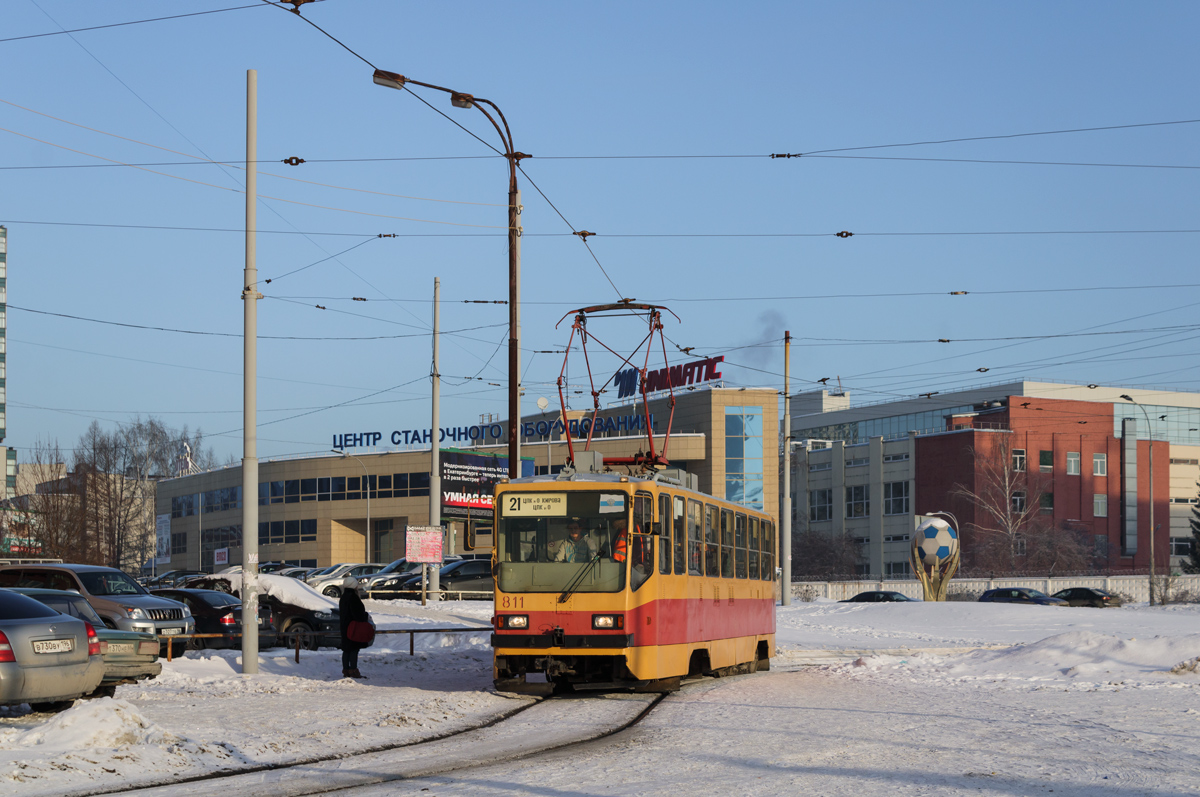 Екатеринбург, 71-402 № 811