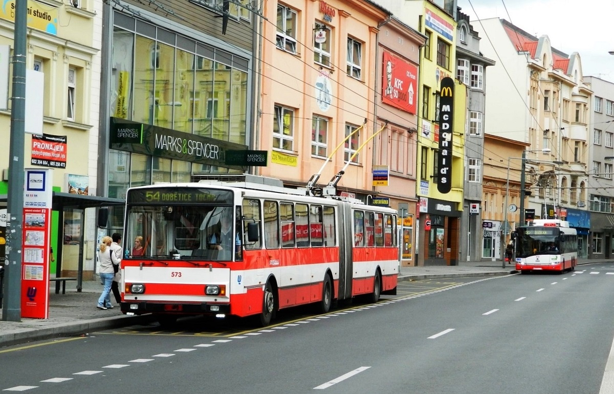Ústí nad Labem, Škoda 15Tr13/6M nr. 573