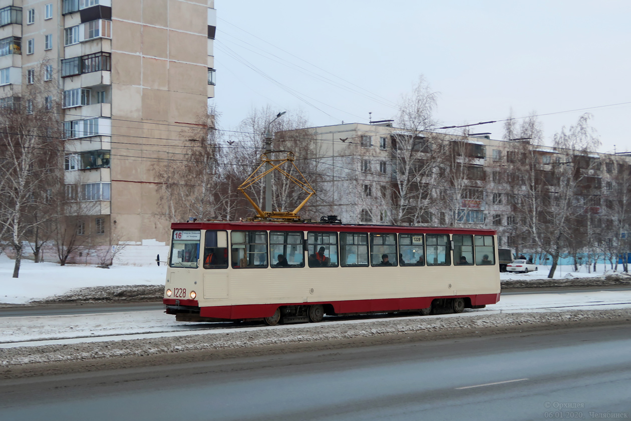 Челябинск, 71-605 (КТМ-5М3) № 1228