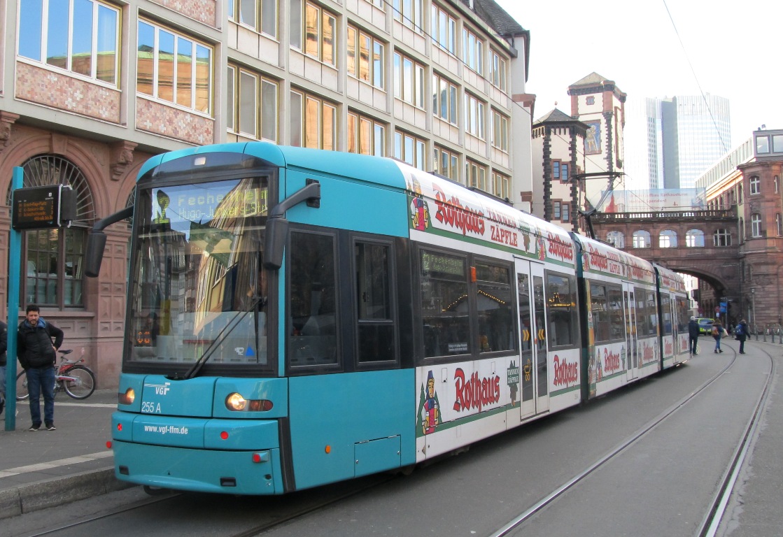 Frankfurt am Main, Bombardier Flexity Classic — 255