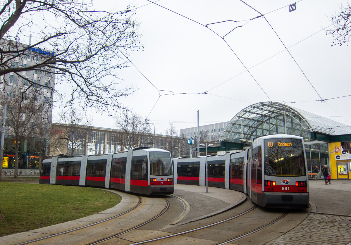 Vienna, Siemens ULF-A1 № 75; Vienna, Siemens ULF-B № 691