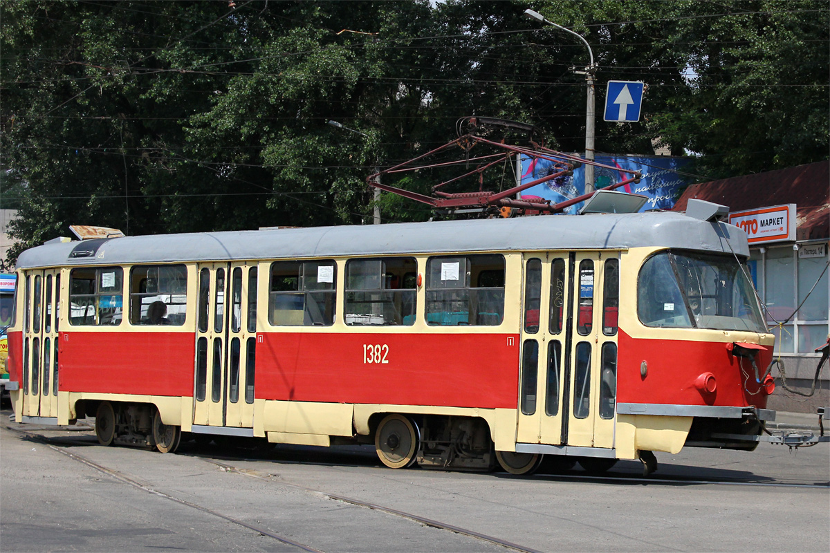 Днепр, Tatra T3R.P № 1382