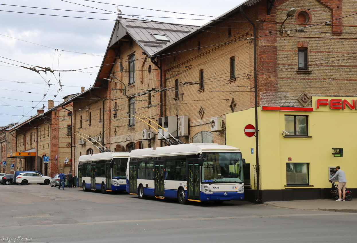 Рига, Škoda 24Tr Irisbus Citelis № 28521