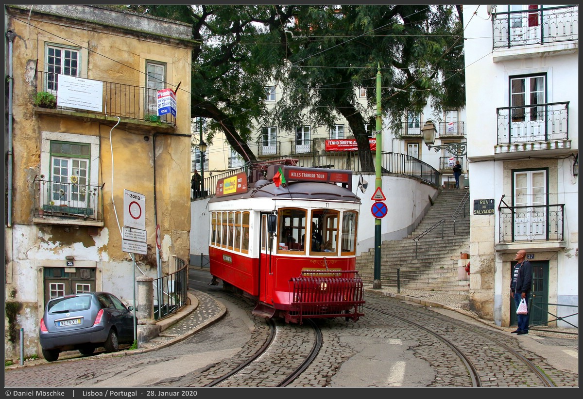 Lisbon, Carris 2-axle motorcar (Remodelado) Nr 11