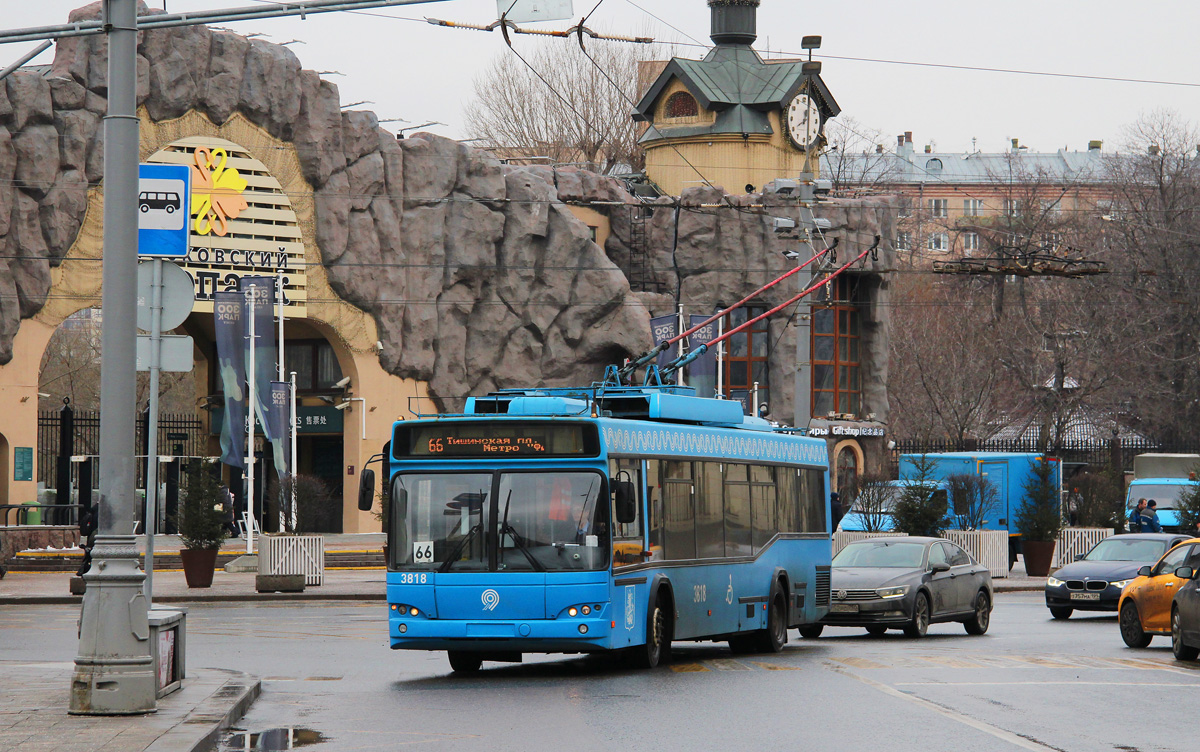 Москва, СВАРЗ-МАЗ-6235.00 № 3818