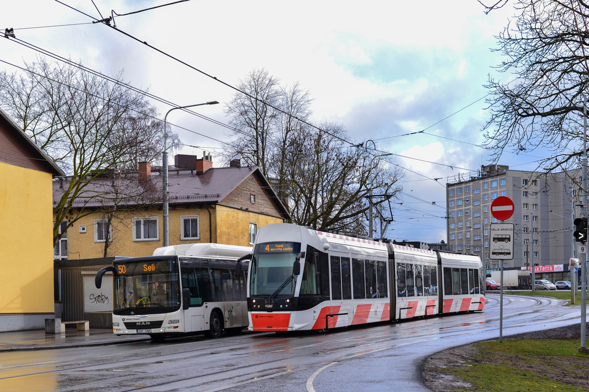 Таллин, CAF Urbos AXL № 513