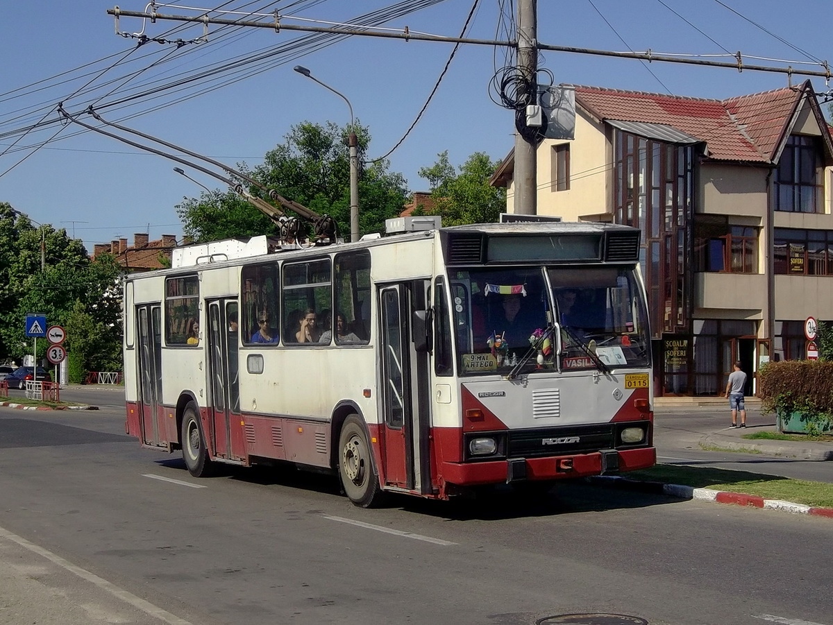 Тыргу-Жиу, ROCAR E212 № 111