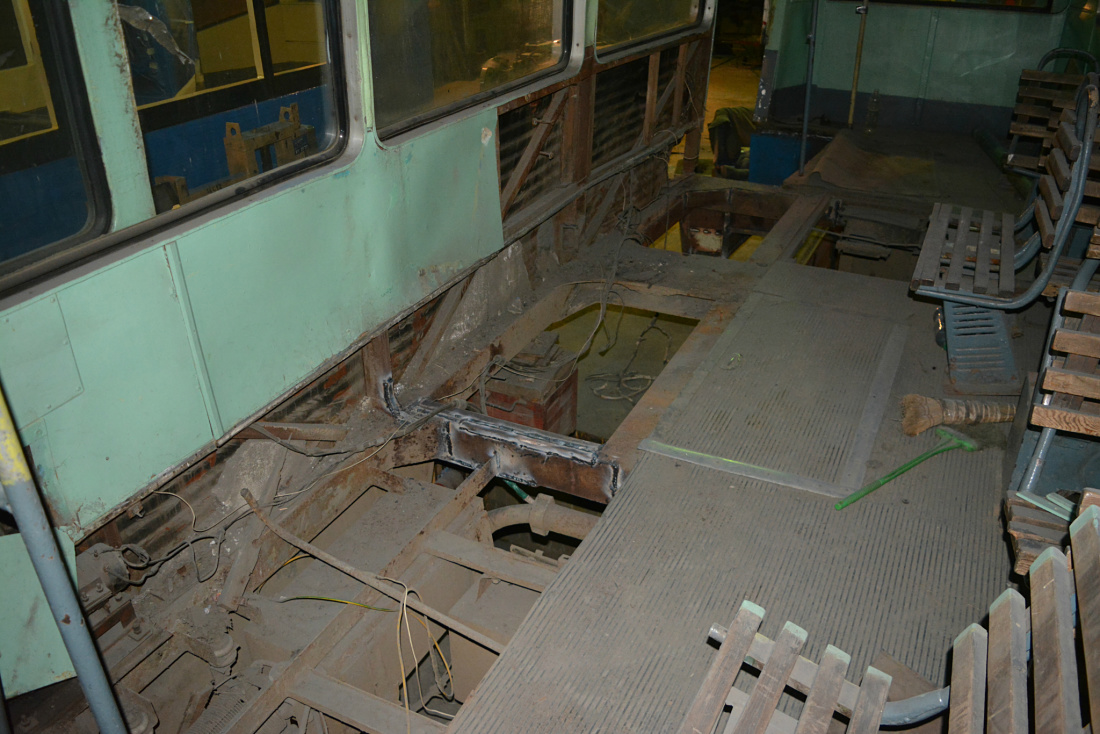 Владивосток, 71-605 (КТМ-5М3) № 295; Владивосток — Текущие ремонты и основные узлы вагонов