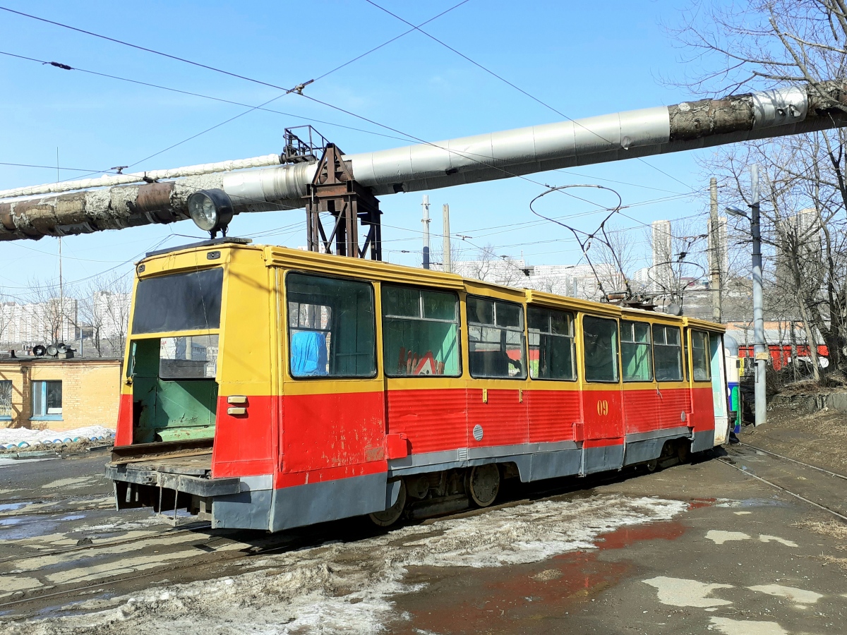 Владивосток, 71-605А № 09; Владивосток — Подразделение службы пути