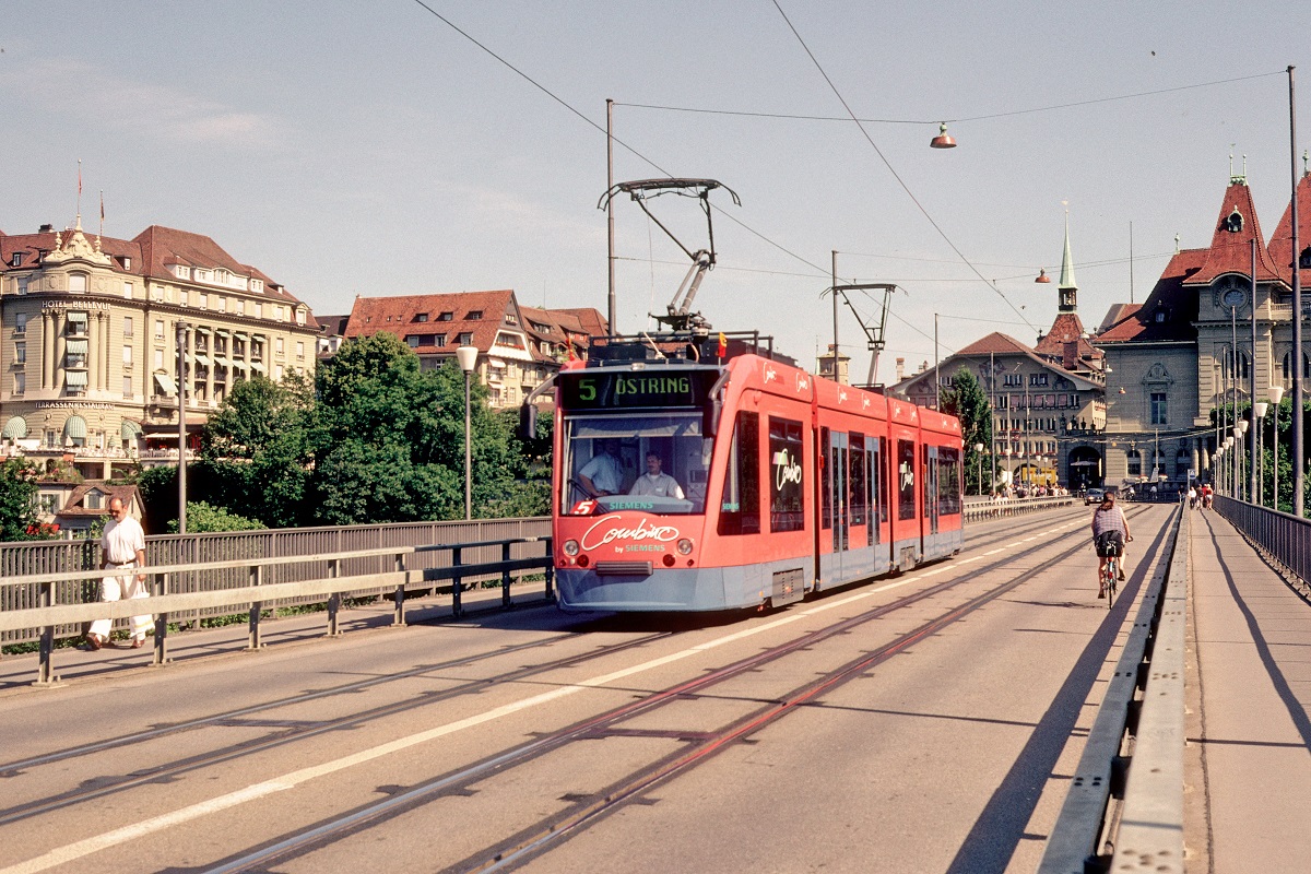 Bern, Siemens Combino nr. 400