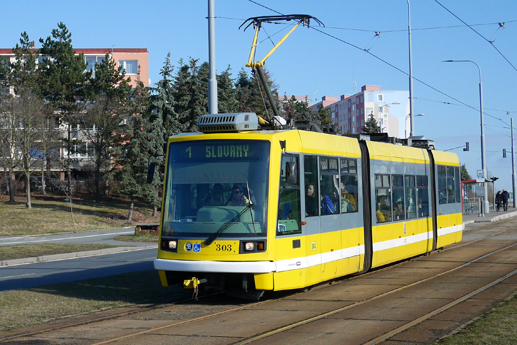 Plzeň, Škoda 03T2 Astra № 303