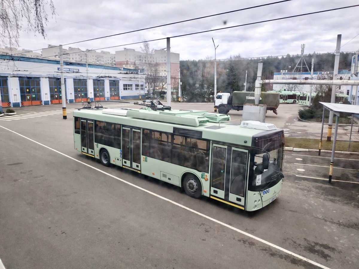 3 5 троллейбус. 5 Троллейбусный парк в Минске. МАЗ 203 троллейбус. Троллейбусный парк 3 Минск. Троллейбусов парк Минск.