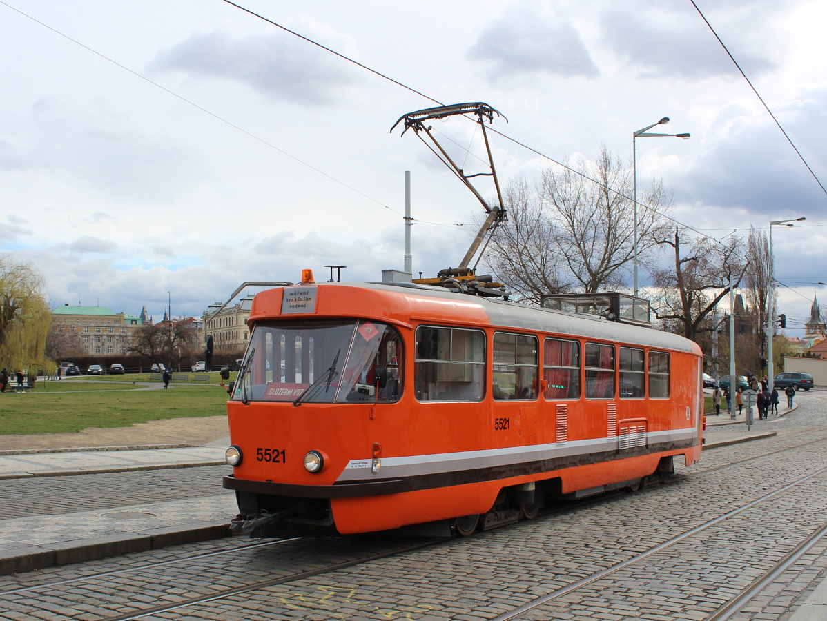 Прага, Tatra T3 № 5521