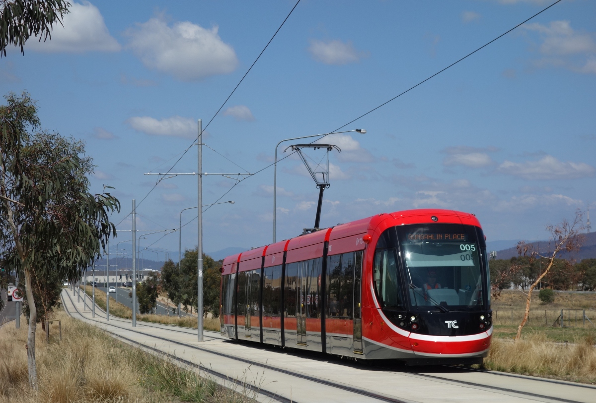 Canberra, CAF Urbos 100 # 005