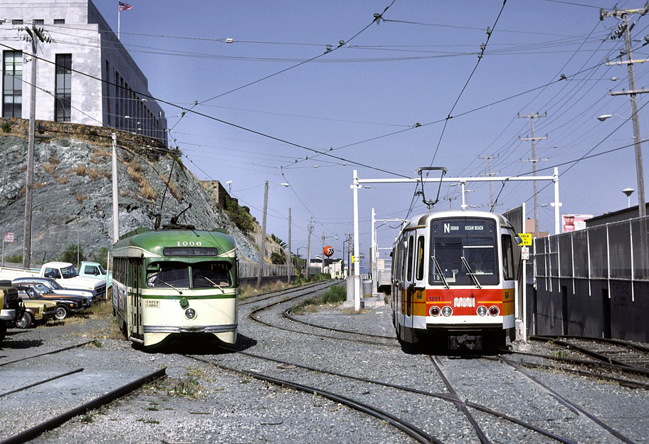 Сан-Франциско, область залива, PCC № 1006; Сан-Франциско, область залива, Boeing-Vertol № 1251; Сан-Франциско, область залива — Трамвайные линии и инфраструктура