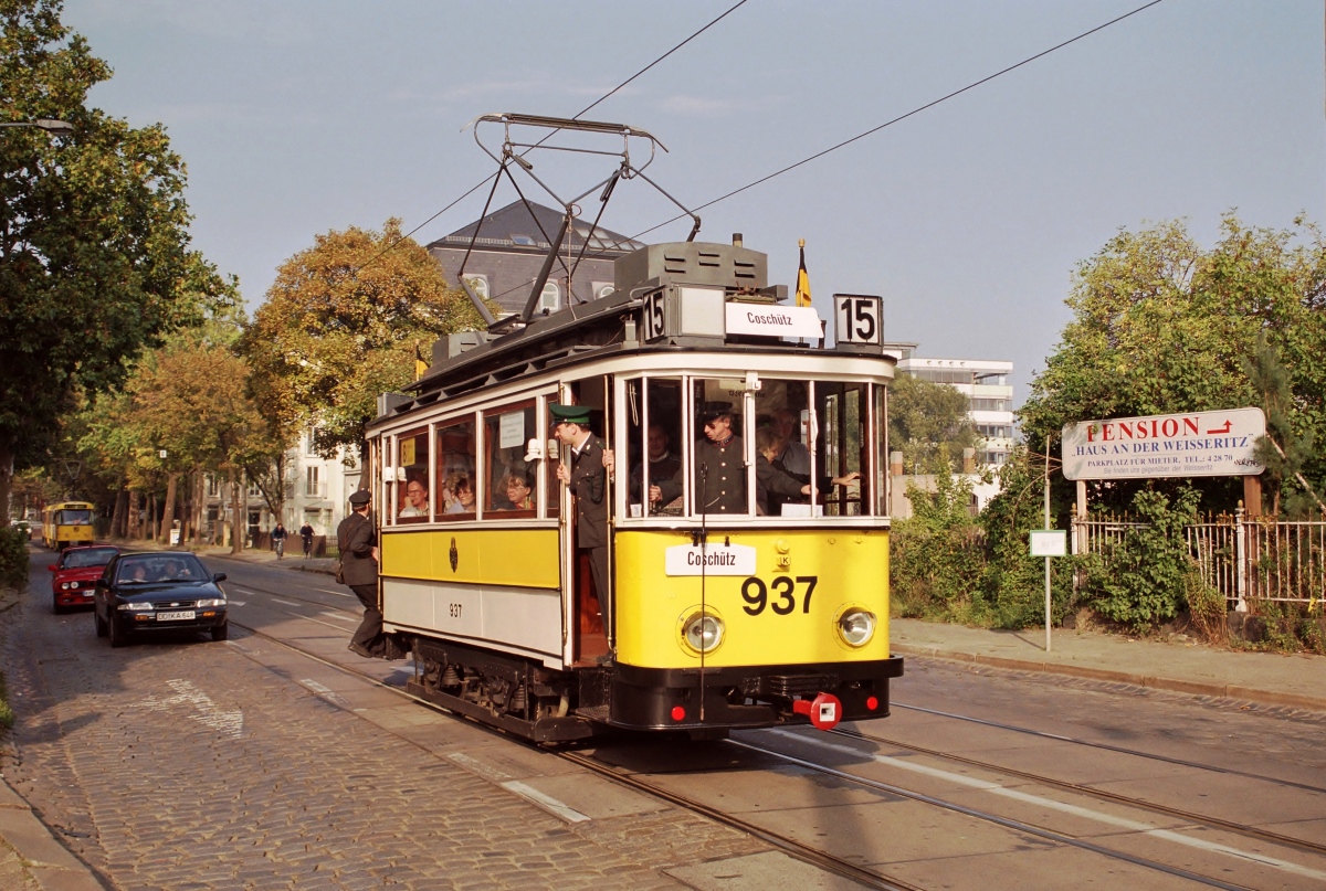 Дрезден, Двухосный моторный Dresden № 937 (201 302); Дрезден — Последний день трамвайного движения в разделе Лёбтау — Кошиц маршрута 8 (26.09.1998)
