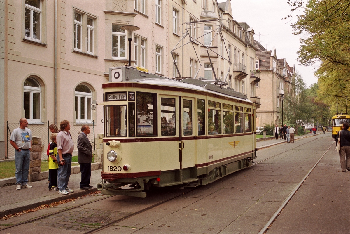 Дрезден, Busch Kleiner Hecht № 1820 (201 304); Дрезден — Последний день трамвайного движения в разделе Лёбтау — Кошиц маршрута 8 (26.09.1998)
