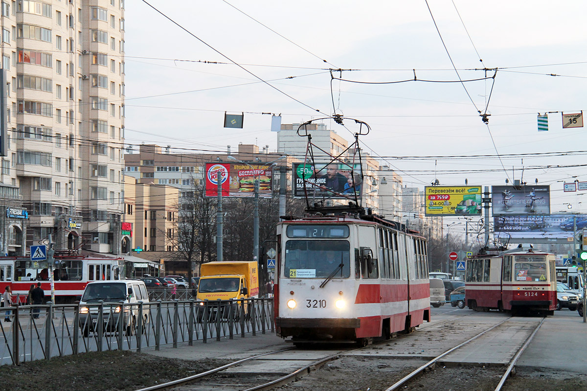 Saint-Pétersbourg, LVS-86T N°. 3210