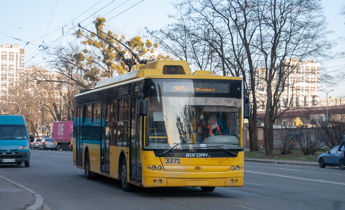 Киев, Богдан Т70110 № 3371