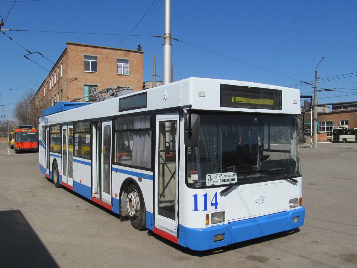 Poltava, YMZ E186 č. 114