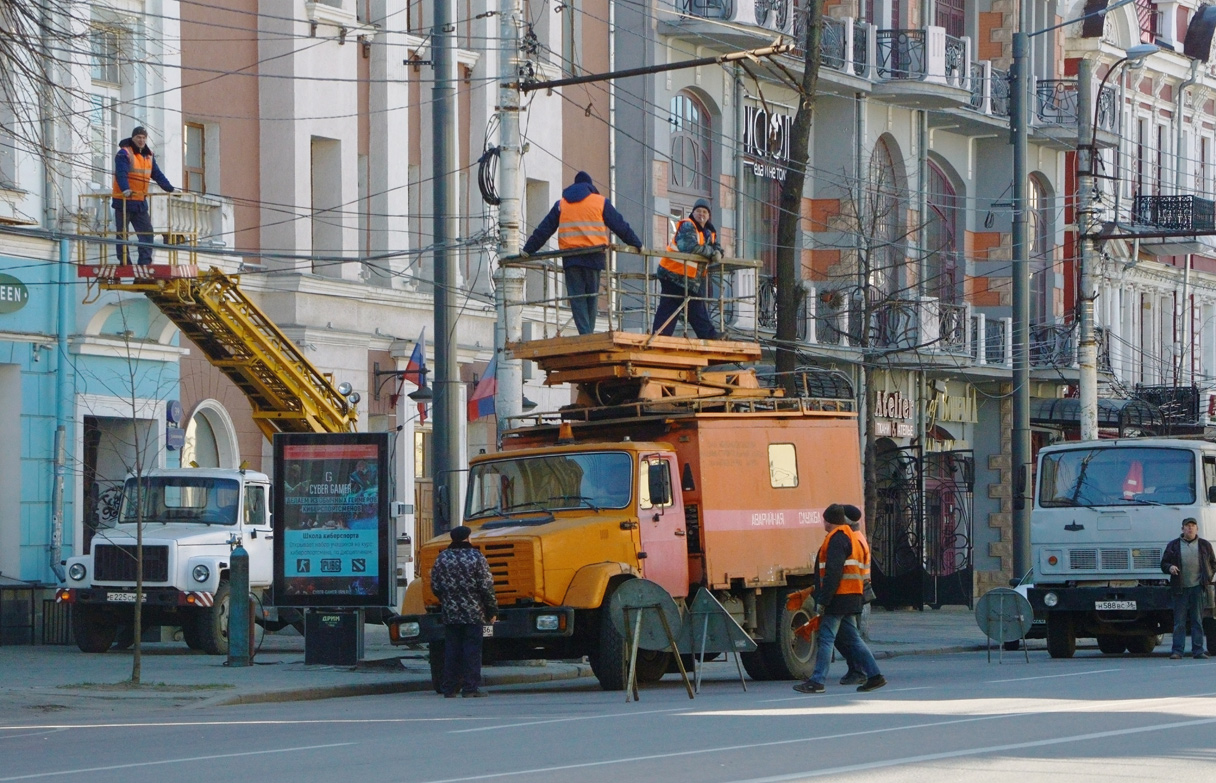 Voronezh — Track dismantling and maintenance