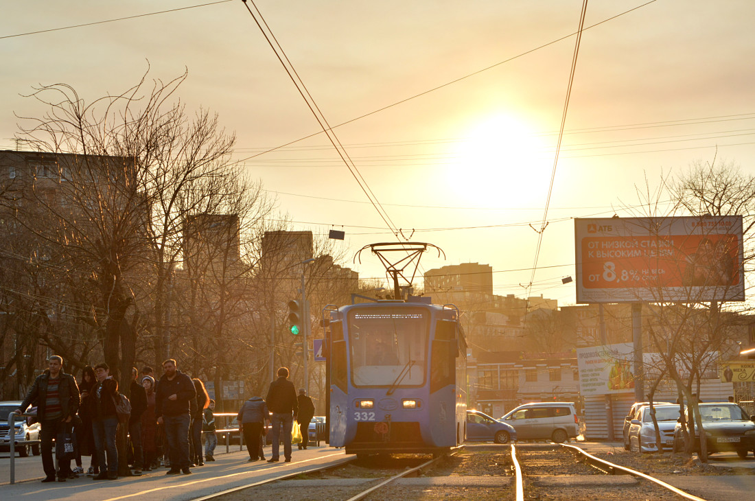 Владивосток, 71-619КС № 332