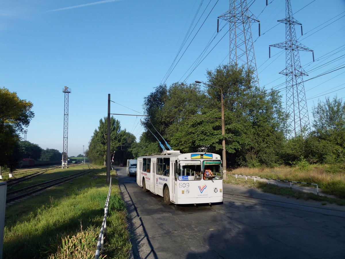 Záporoží, ZiU-682V-012 [V0A] č. 609; Záporoží — Trolleybus line to Pavlo-Kichkas