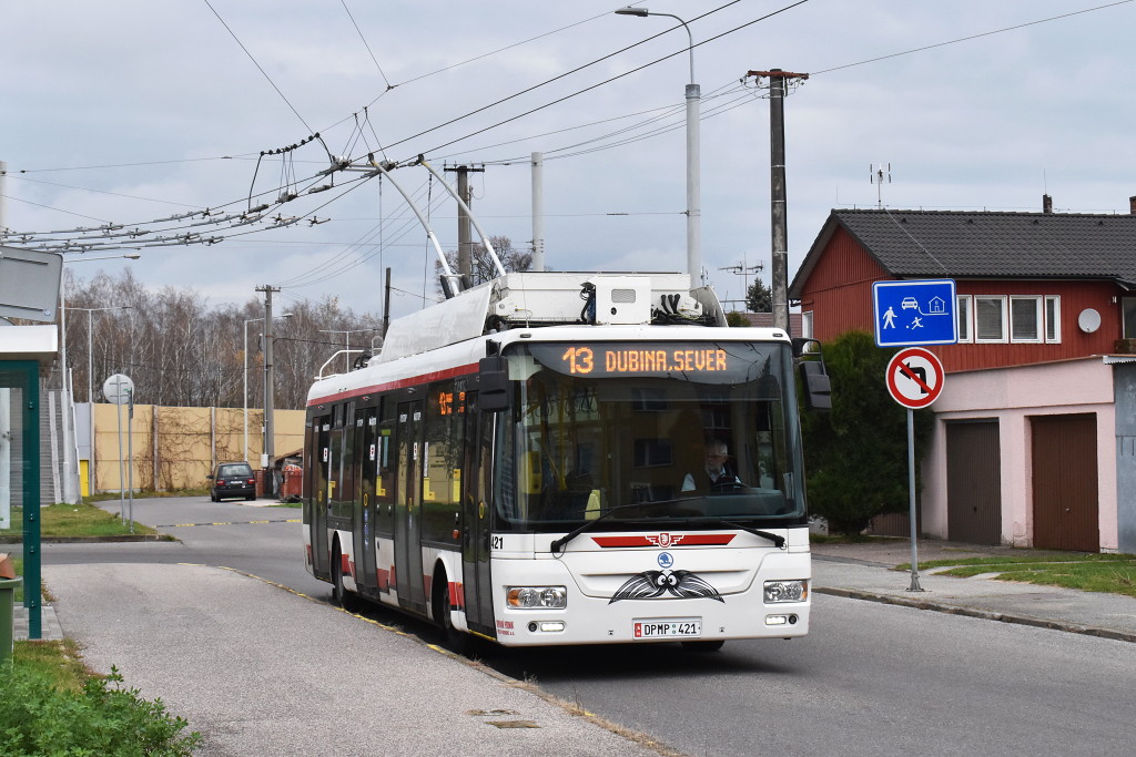Pardubice, Škoda 30Tr SOR Nr. 421