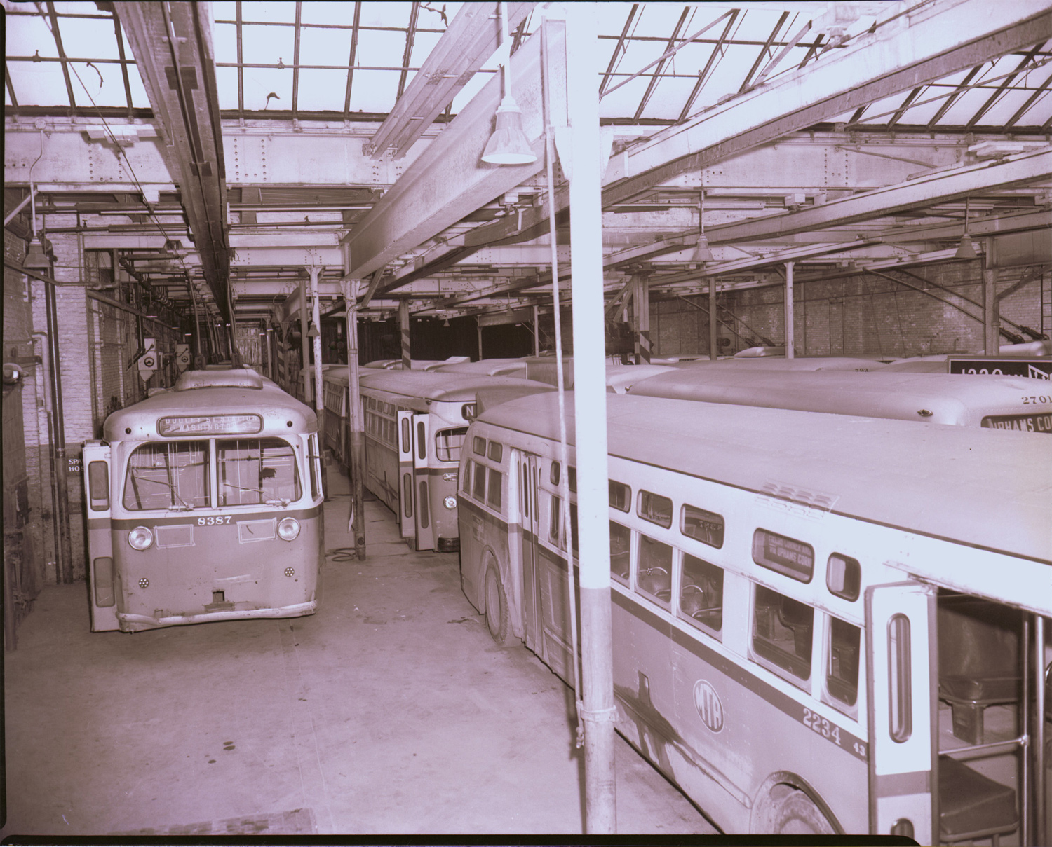 Бостон, Pullman-Standard 45OS-102-43CX № 8387; Бостон — Старые фотографии — Троллейбус